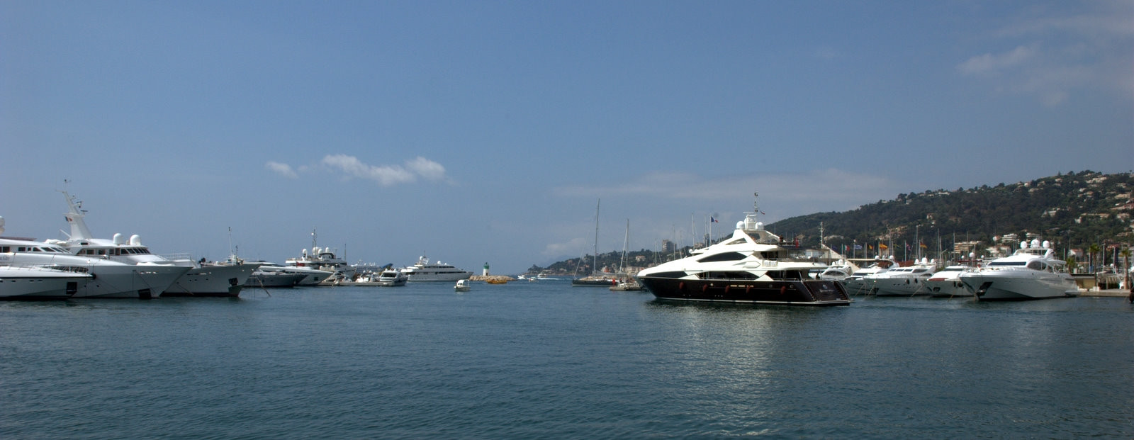 Яхты в Жуан-ле-Пен, Франция. Фото 4 – фотографии Франции