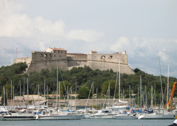 Порт в Антиб, Франция. Фото 14 – фотографии Франции