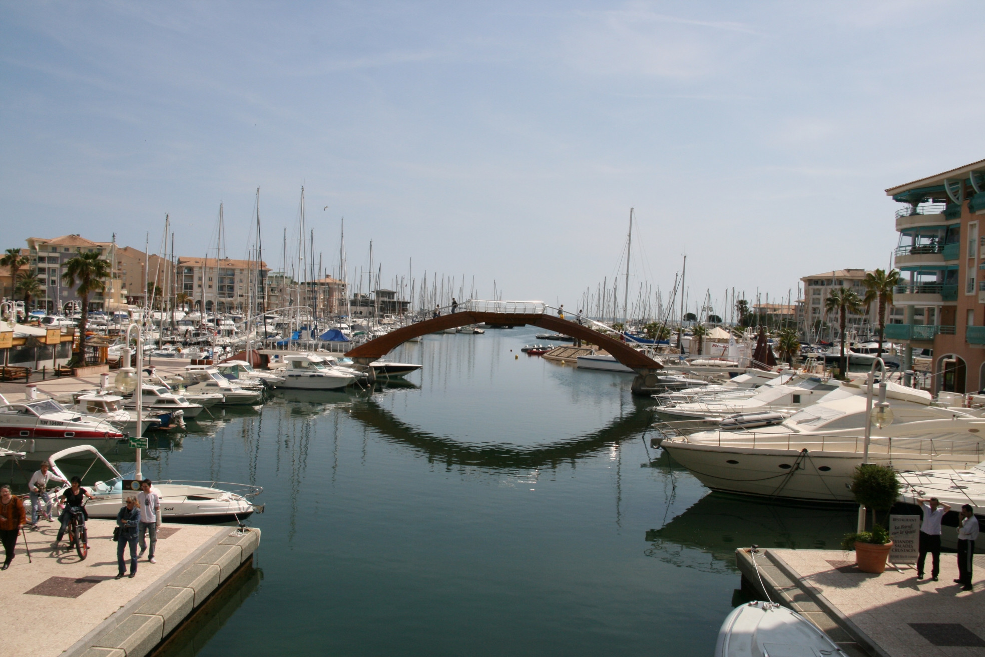 Яхты и катера в Фрежюсе, Франция. Фото 3 – фотографии Франции