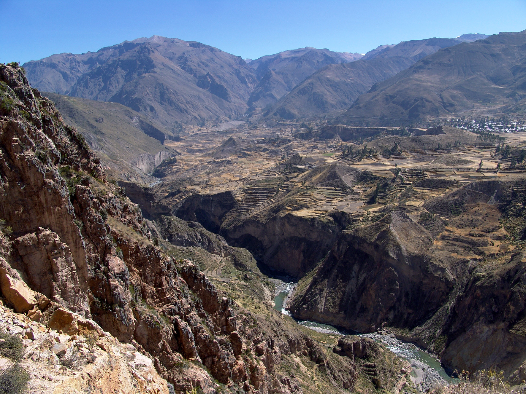 Каньон Котауаси (Cañón de Cotahuasi) – фотографии Перу