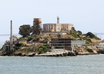 Тюрьма на острове Алькатрас, Калифорния – фотографии США