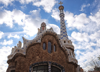 Популярный парк Гуэля в Испании – фотографии Испании