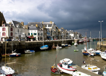 Набережная в Ле-Круазик, Франция – фотографии Франции