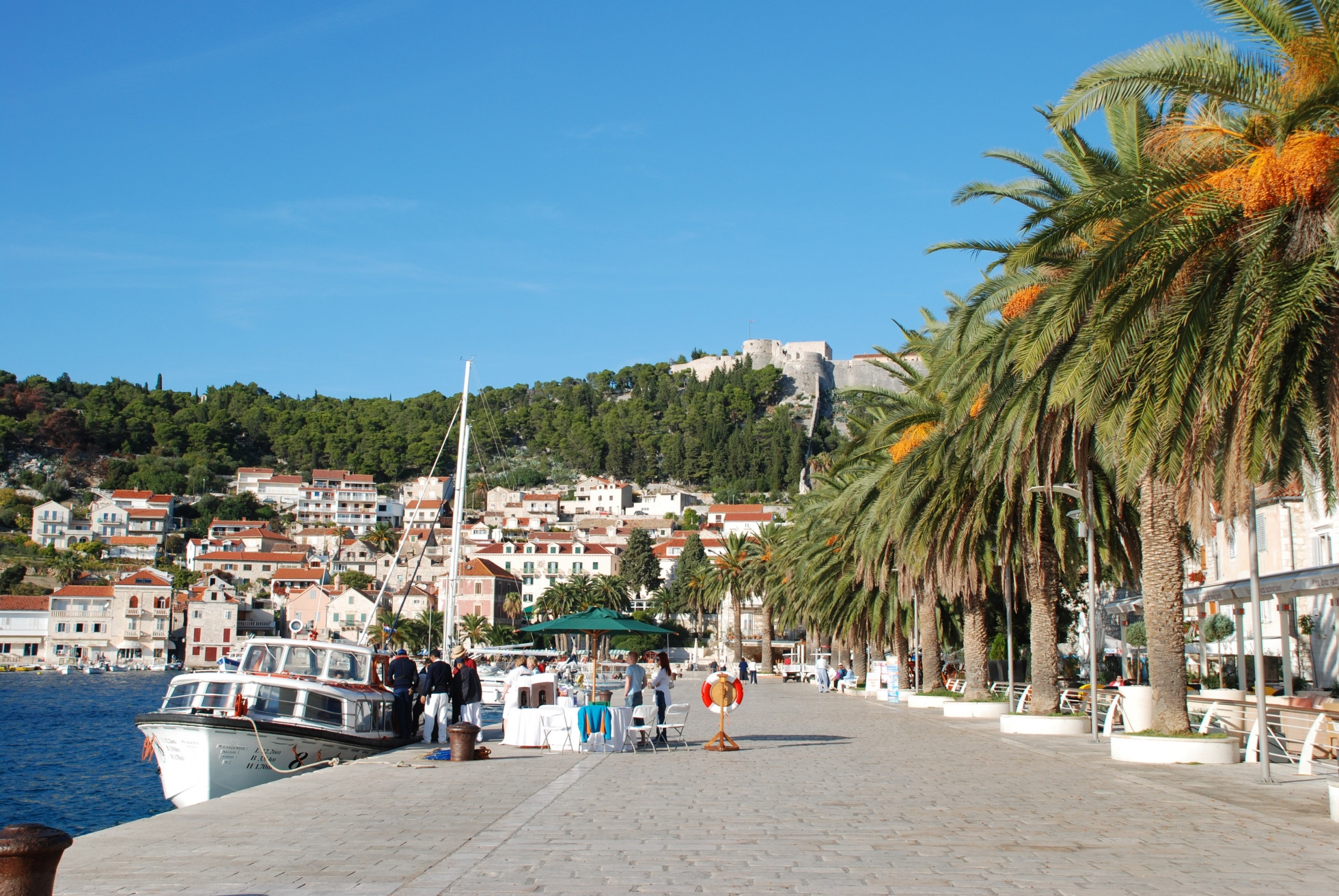 Набережная в Хвар, Хорватия. Фото 8 – фотографии Хорватии