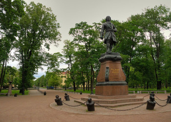 Памятник Петру Первому в Кронштадте, Россия. Фото 1 – фотографии России