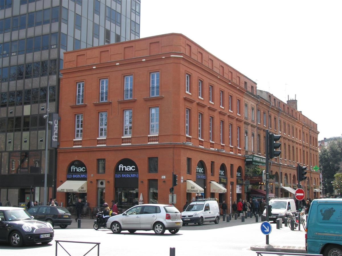 Улица в Тулузе, Франция. Фото 19 – фотографии Франции