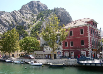 Набережная в Омиш, Хорватия. Фото 3 – фотографии Хорватии