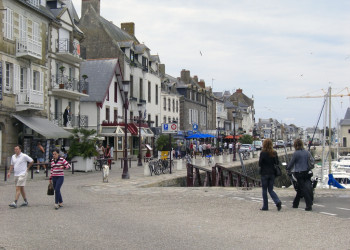 Дома на набережной в Ле- Круазик, Франция. Фото 2 – фотографии Франции