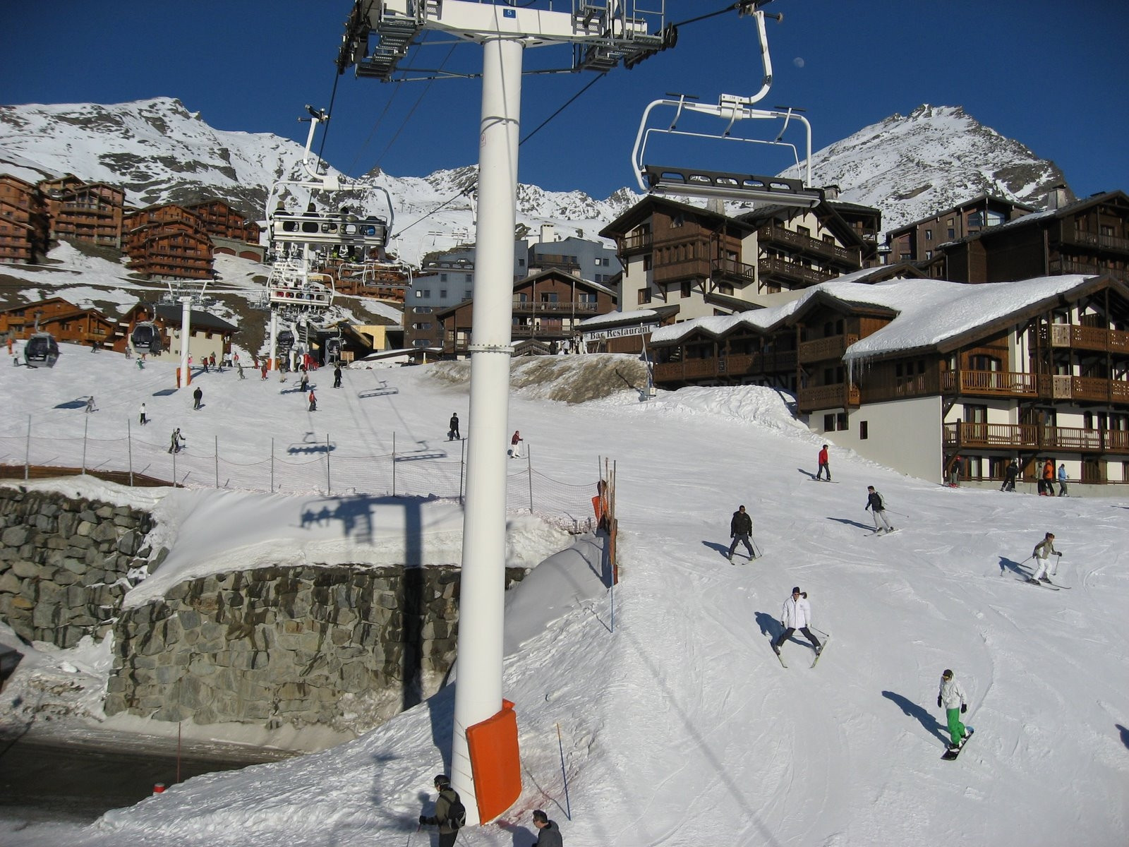 Деревня в Валь-Торанс, Франция. Фото 1 – фотографии Франции