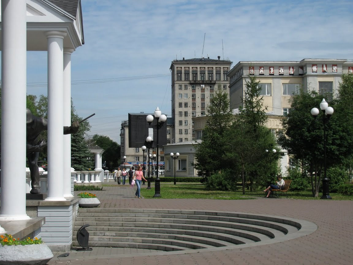 Сквер в Новокузнецке, Россия – фотографии России