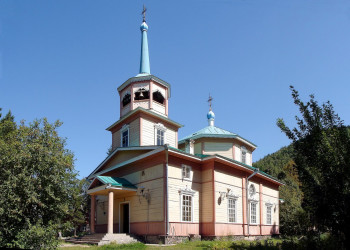 Церковь в Листвянке, Россия – фотографии России