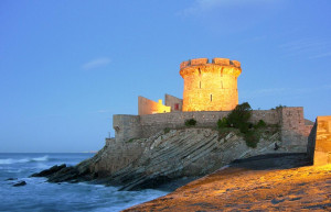 Крепость в Сибуре, Франция – фотографии Франции