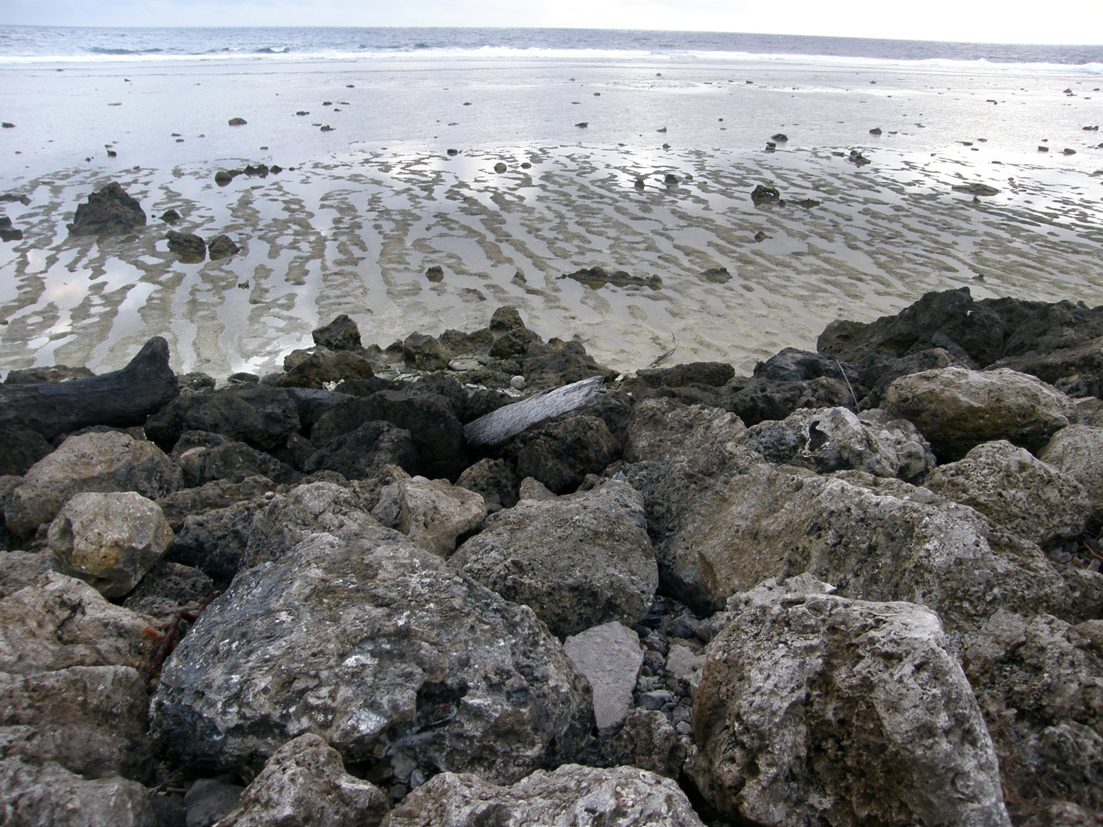 Остров Науру в Тихом океане, 42 километра от экватора – фотографии Науру