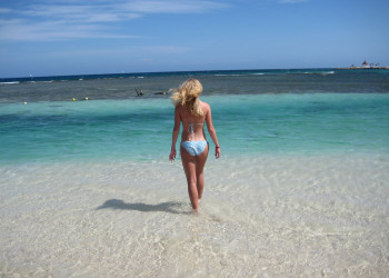 Пляж в Ранэвэй Бэй, Ямайка – фотографии Ямайки