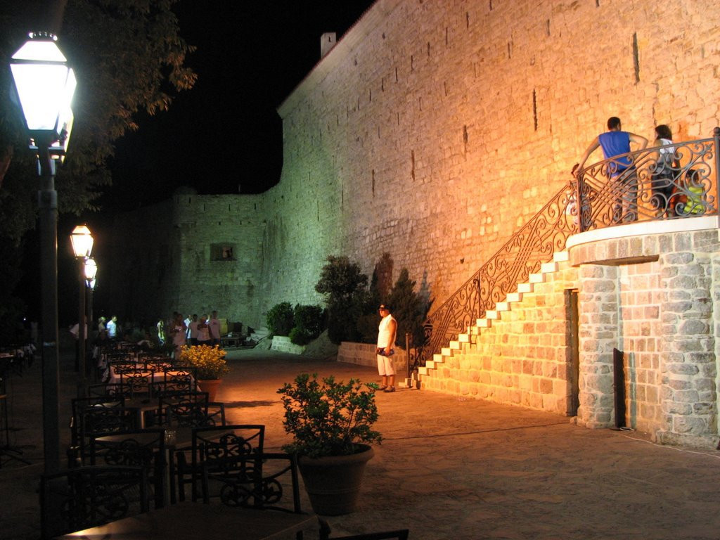 Ночная жизнь в Будва, Черногория. Фото 5 – фотографии Черногории