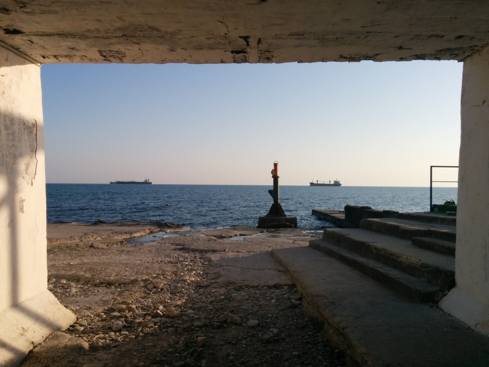 Вид на берег в посёлке Южный, район Туапсе. Фото 16 – фотографии России