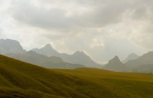 Поля в Жабляк, Черногория – фотографии Черногории