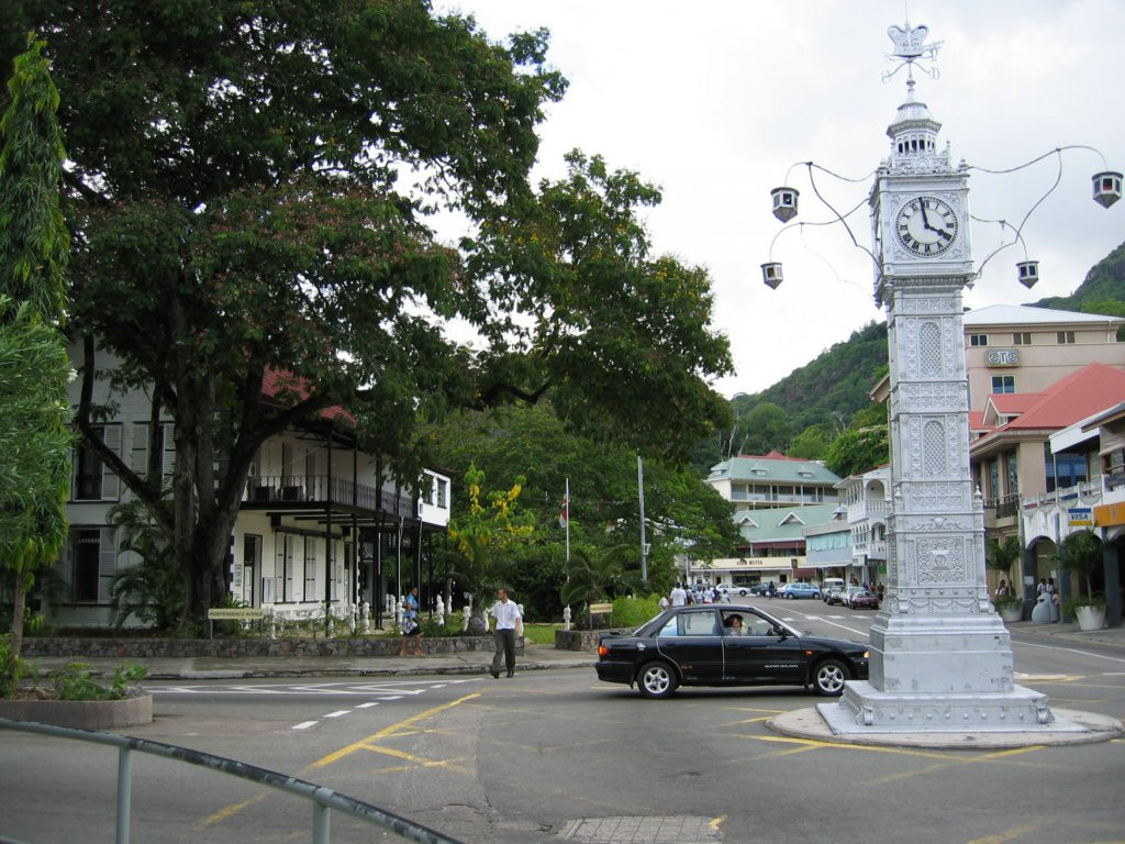 Улица на острове Маэ, Сейшелы. Фото 4 – фотографии Сейшельских островов