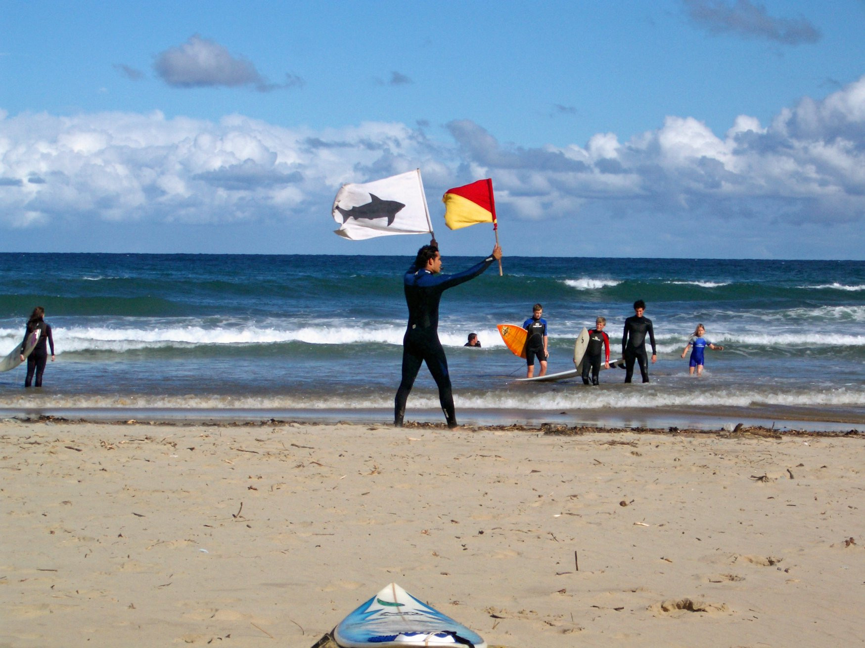 Shark flag, East London, South Africa – фотографии ЮАР