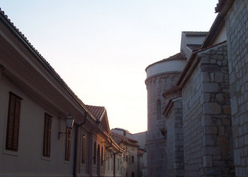 Улица в Крк, Хорватия. Фото 10 – фотографии Хорватии