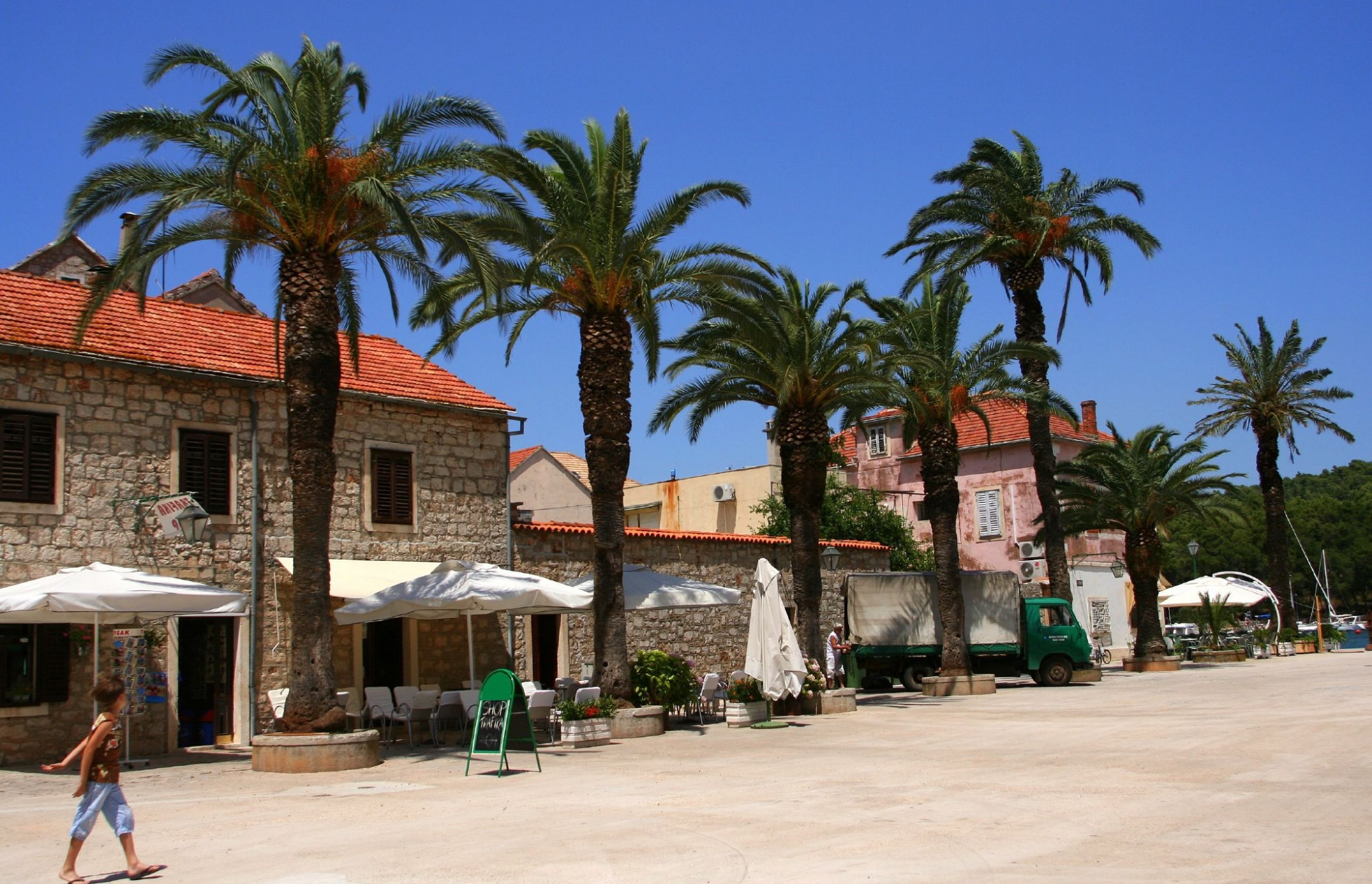 Улица в Стари Град, Хорватия. Фото 7 – фотографии Хорватии