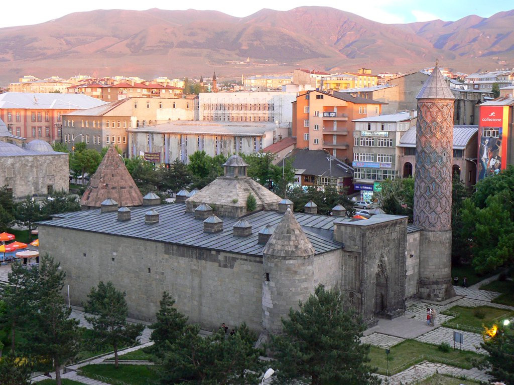 Эрзурум, Восточная Анатолия регион, Турция, фото № 46526 – фотографии Турции