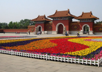Beiling Park and Zhaolin – фотографии Китая