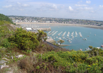 Бухта в Эрки, Франция – фотографии Франции