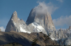 Холмы гор в облаках. Эль Чалтен. Аргентина – фотографии Аргентины
