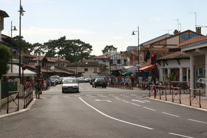 Улица в Оссегоре, Франция – фотографии Франции