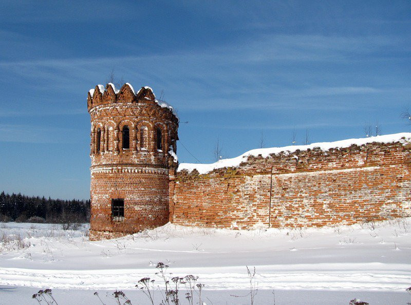 Развалины в Александрове, Россия. Фото 1 – фотографии России