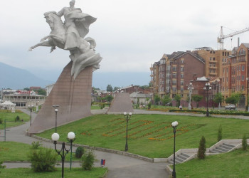 Улица в Владикавказе, Россия. Фото 4 – фотографии России