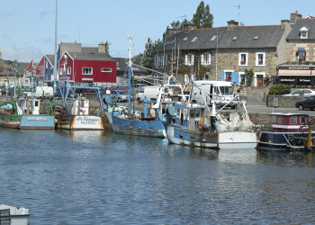 Яхты и катера в Пэмполе, Франция – фотографии Франции