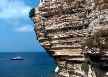 Скала в Бонифачо, Франция. Фото 12 – фотографии Франции