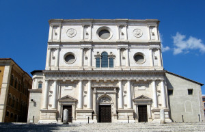 Базилика Святого Бернардина (Basilica di San Bernardin) – фотографии Италии