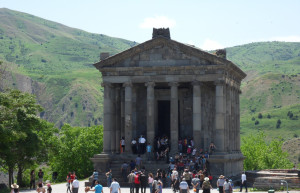 Храм в Гарни, Армения – фотографии Армении