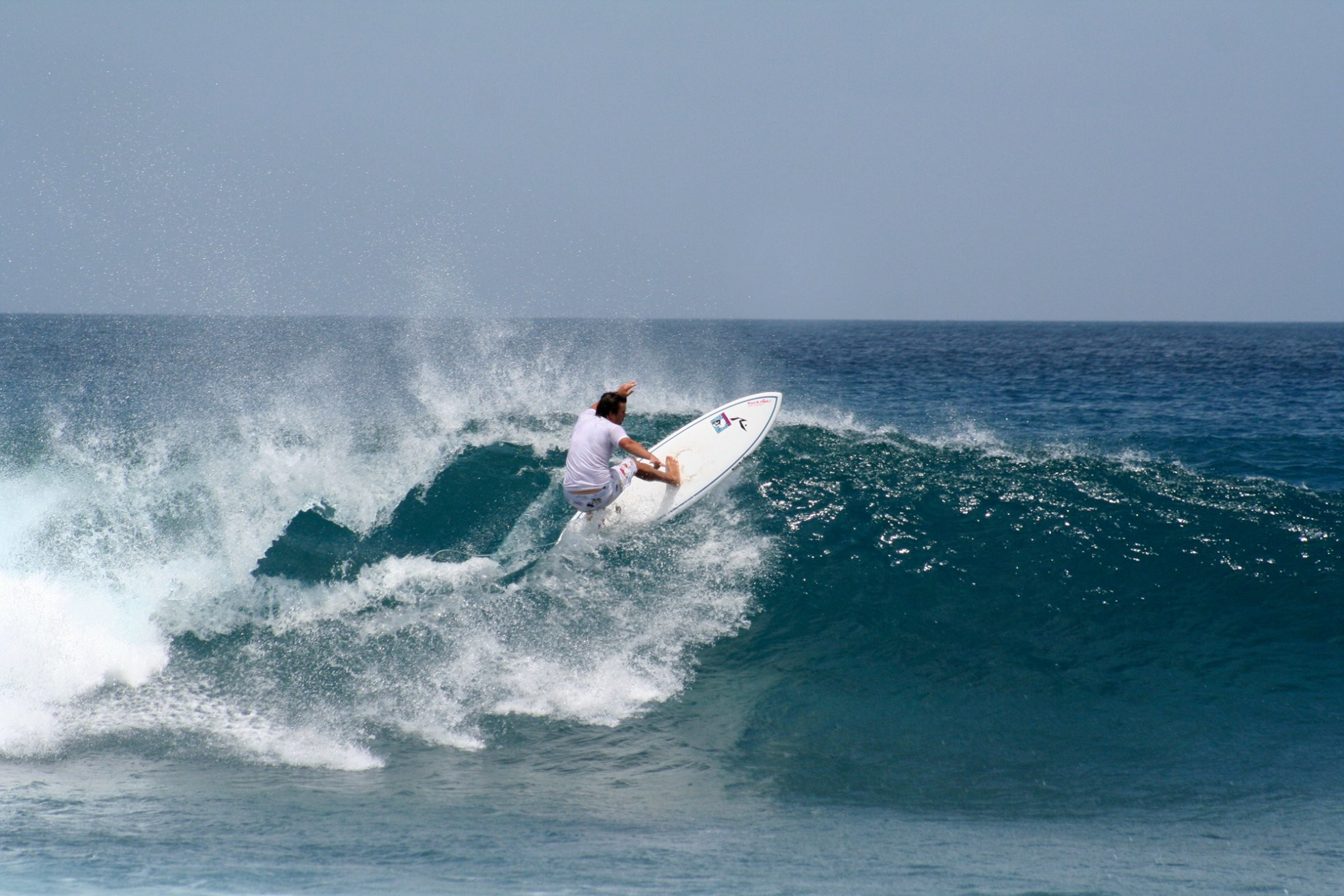 Серфинг в Северный Мале Атолл, Мальдивы – фотографии Мальдивских островов