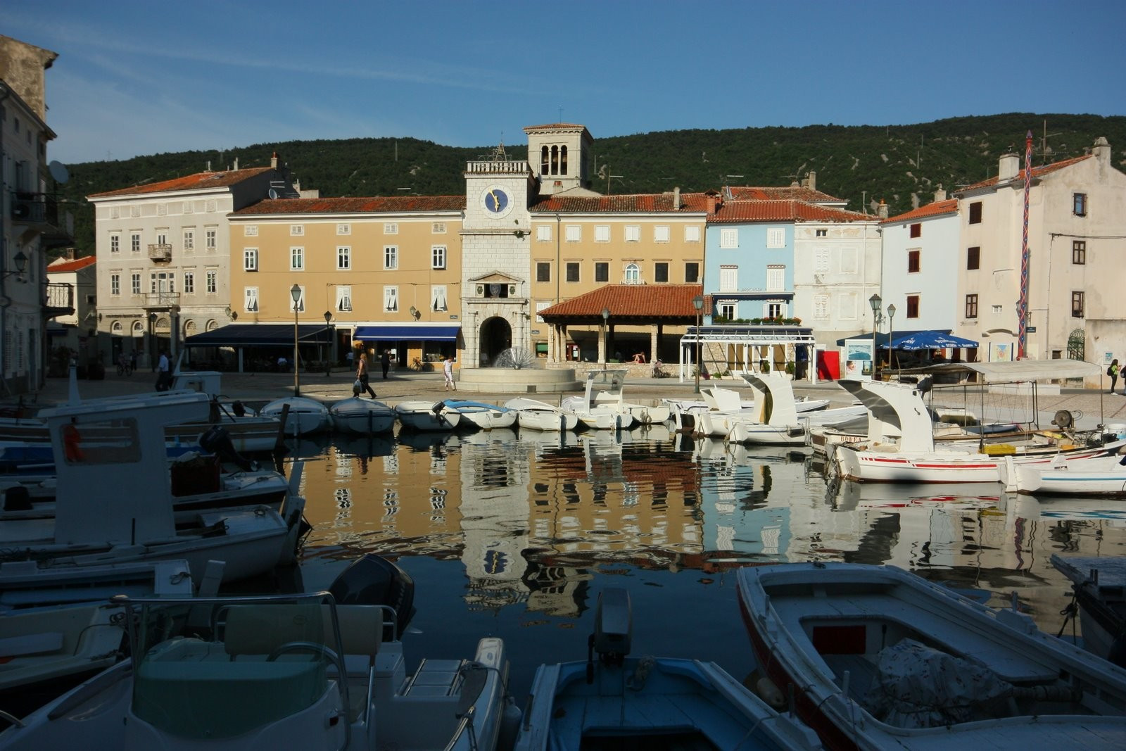 Лодочная станция в Цресе, Хорватия. Фото 6 – фотографии Хорватии