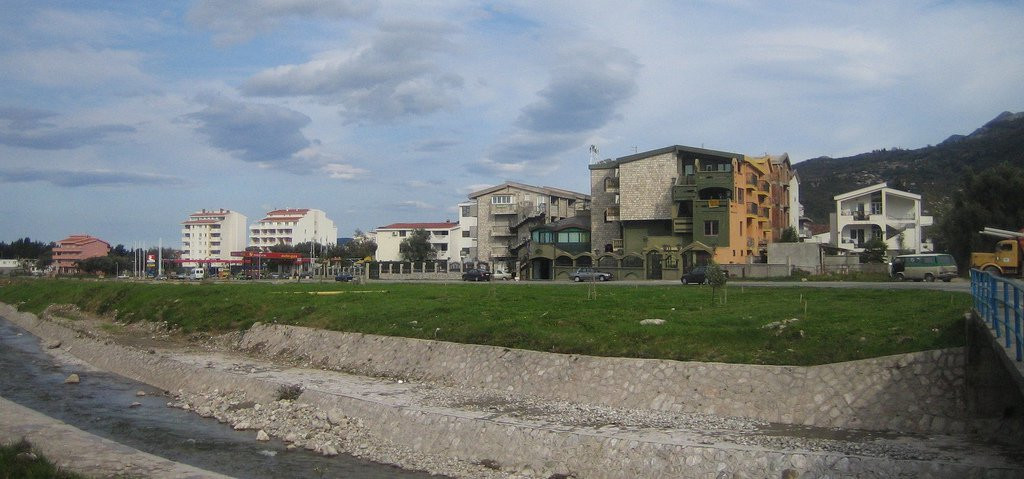 Дома в Бар, Черногория. Фото 7 – фотографии Черногории