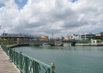 Набережная в Бриджтауне, Барбадос – фотографии Барбадоса