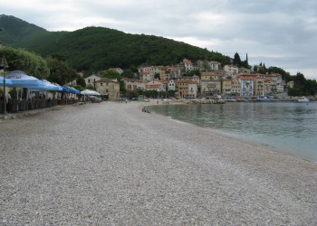 Пляж в Мощеничка-Драга, Хорватия. Фото 3 – фотографии Хорватии