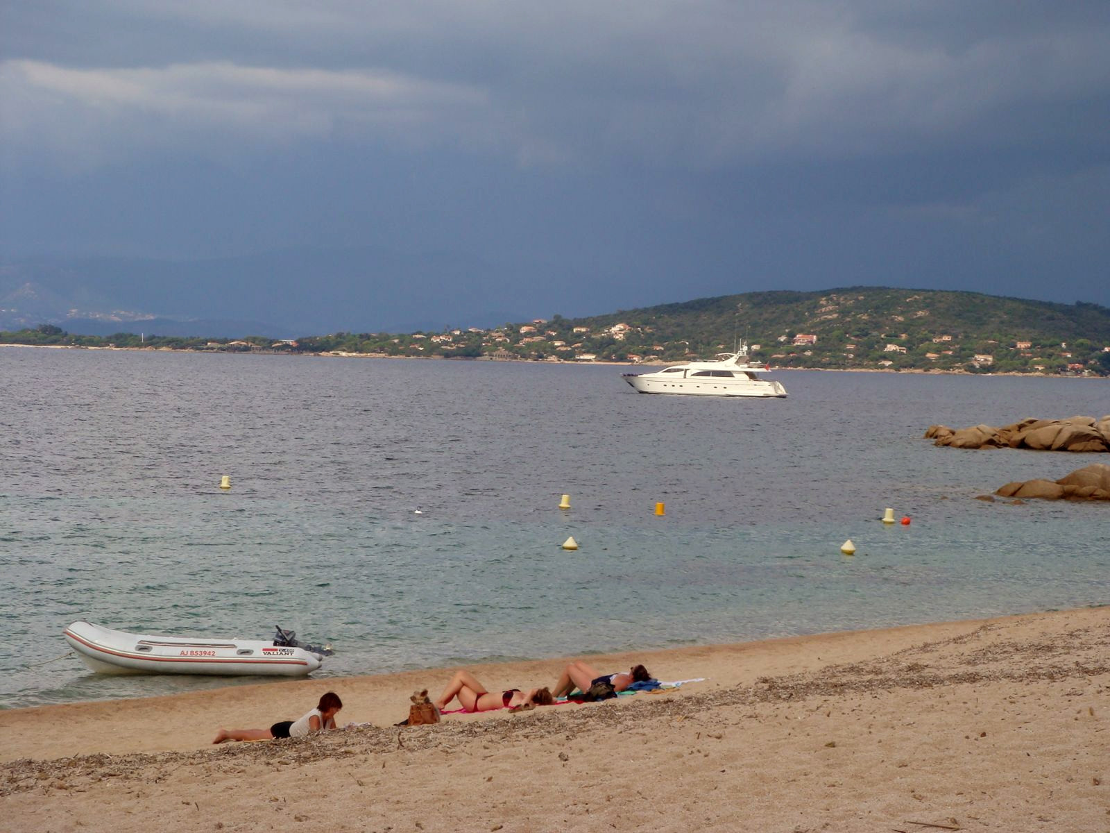 Пляж в Портиччо, Франция. Фото 10 – фотографии Франции