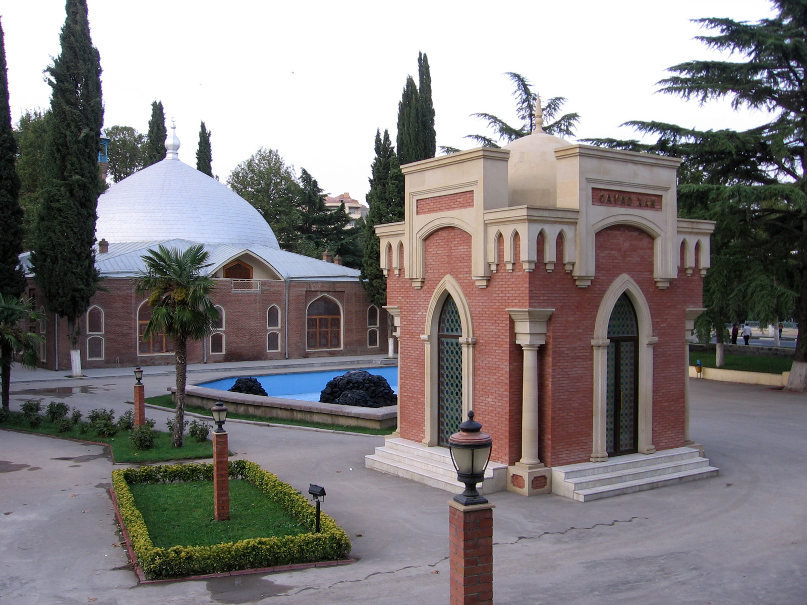 Историко-архитектурный комплекс в центре Гянджи – фотографии Азербайджана