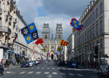 Улица в Орлеане, Франция. Фото 1 – фотографии Франции