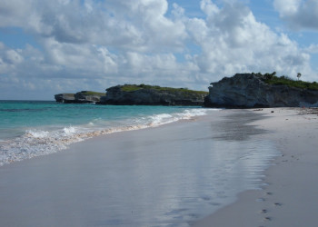 Пляж  на острове Эльютера, Багамские острова. Фото 25 – фотографии Багамских островов