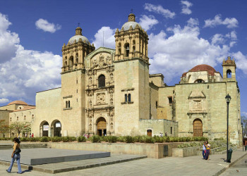 Церковь Санто-Доминго-де-Гусман в Оахака, Мексика – фотографии Мексики