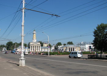 Сусаниская площадь в Костроме – фотографии России