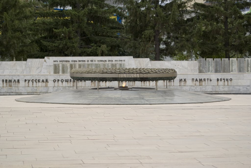 Памятник в Орске, Россия. Фото 3 – фотографии России