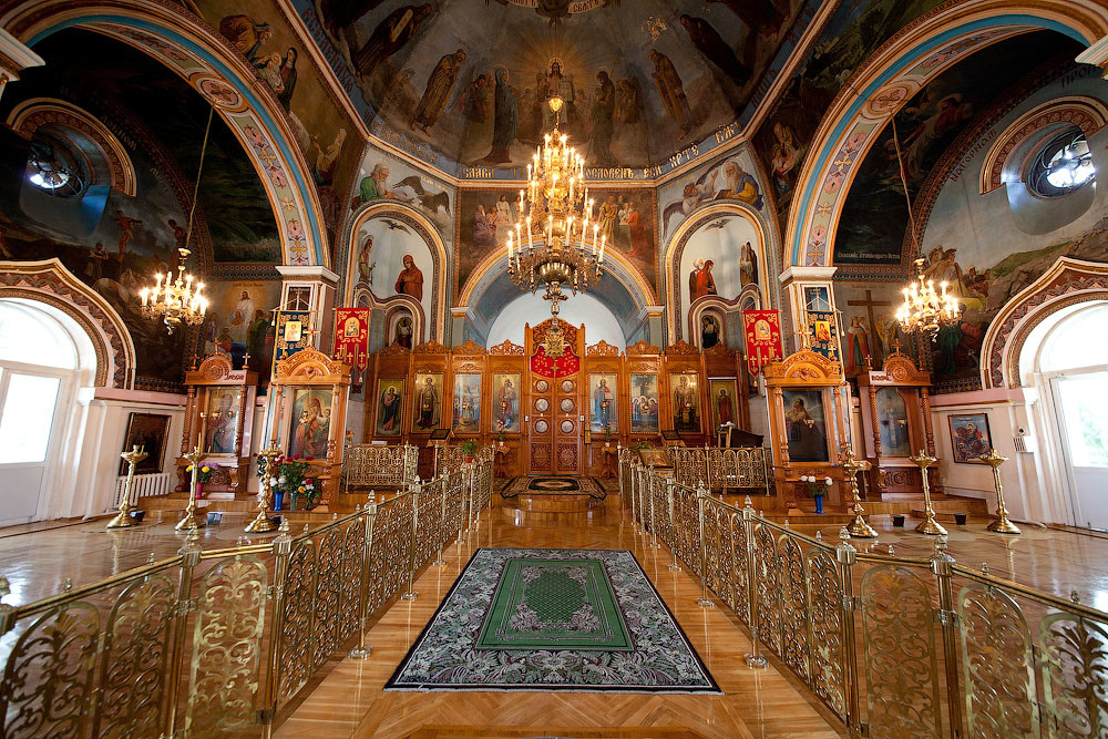 Свято-Троицкий кафедральный собор в Майкопе. Фото 3 – фотографии России