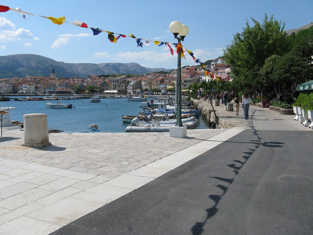 Набережная в Башка, Хорватия. Фото 3 – фотографии Хорватии